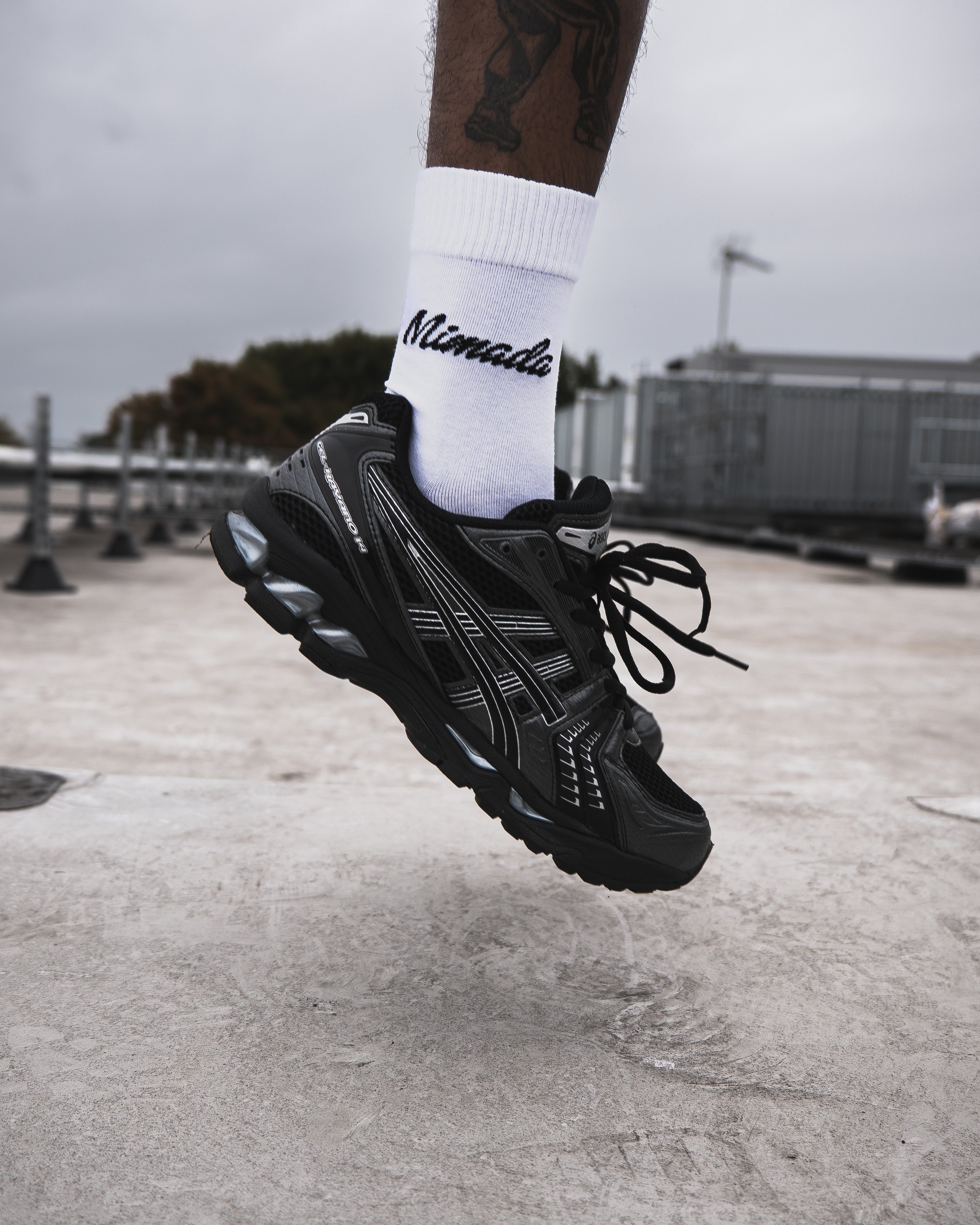 CHALK WHITE SOCKS